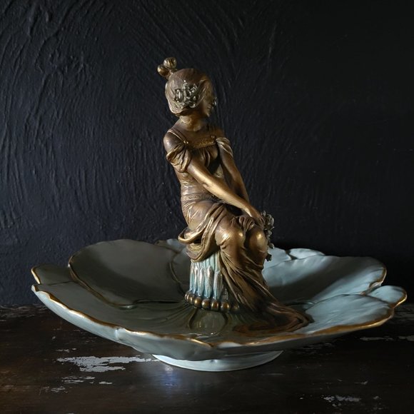Antique Austrian Porcelain Art Nouveau Woman Centerpiece Raoul Larche - Picture 3 of 12